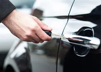 City Locksmith Services Carnegie, PA 412-226-6570 - 3-Locksmith-26-Key-Service